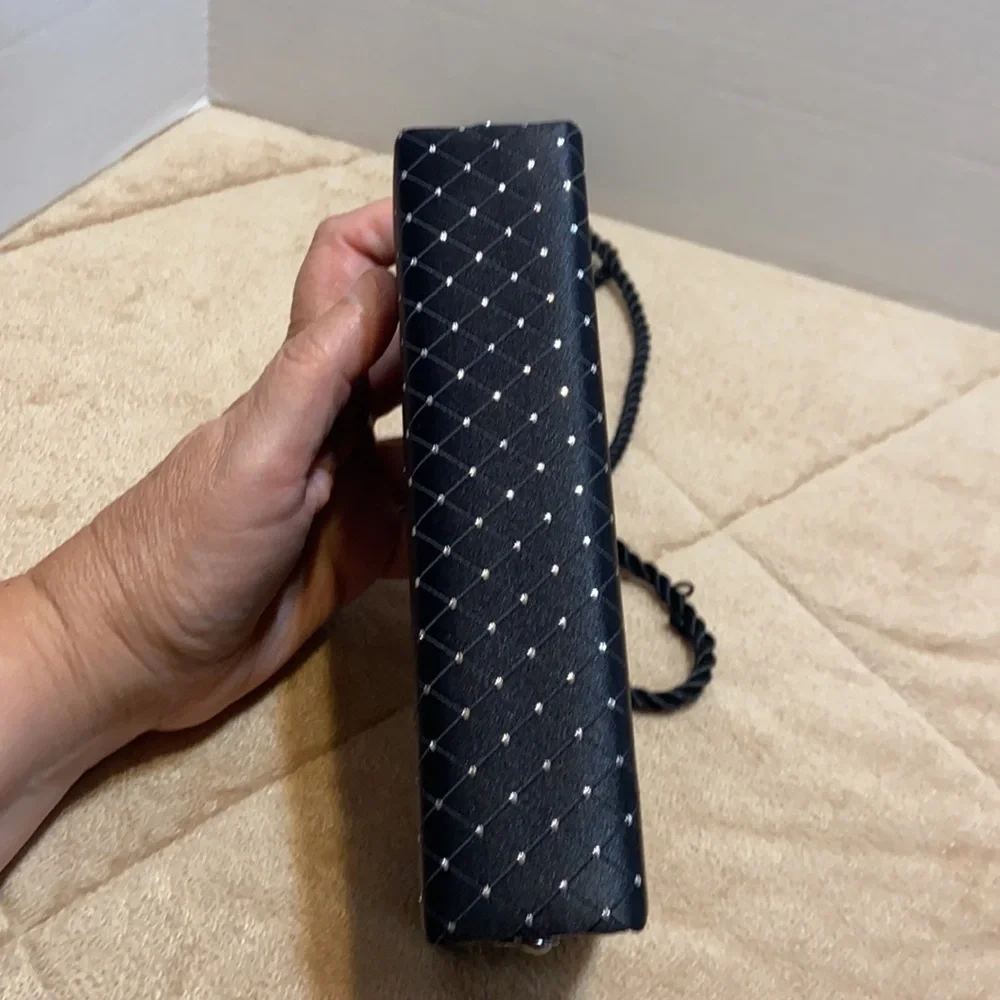 Kenneth Jay Lane ladies satin leopard kiss clutch purse
